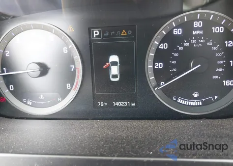 2015 Hyundai Sonata Limited z USA, uszkodzony, nr VIN 5NPE34AF0FH097056